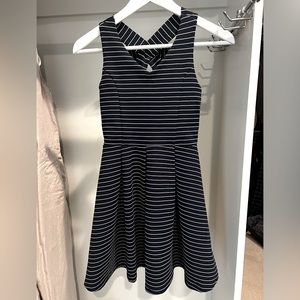 Girl’s Zunie navy striped dress. Size 10.